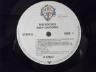 The Roches wb   keep On Doing germany  lp st  1982 Alt Rock  Orig  Inner Slv m-