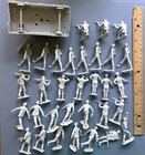 32 Vintage 1960s Marx Plastic 54mm Wwii Navarone German Army Soldiers   Tank