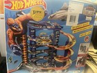     hot Wheels Super Ultimate Garage Playset Spiral Track Gorilla      New Open Box