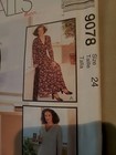 Mccalls 9078 Classic Dress Princess Seam Semifitted Vneck Size 24 Uncut Pattern 