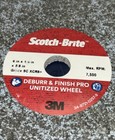 3m 6    Scotch-brite Deburr Finish Unitized Wheel 9c Xcrs  1 4    X 5 8   7100290256