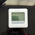 Honeywell T4 Pro Programmable Thermostat - Th4110u2005 - New