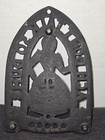 Vtg 1952 Cast Iron Footed Trivet Hot Pot Holder Amish Woman Don   t Talk Dumb 6   