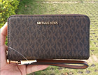 Michael Kors Travel Large Flat Mf Phone Case Wristlet Women Wallet