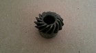 New Open Box Boston Hlsk101y-r Spiral Miter Gear  15t  12dp  1 2 bore 