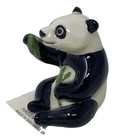 Hagen Renaker Porcelain Panda Eating Bamboo Figurine 2      Ca  1986