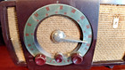 Vintage 1950s Zenith H724z Brown Bakelite Am fm Tube Table Top Radio Powers On