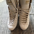 White Women   s Size 10 Figure Skates