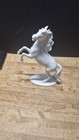 Pair Of Vintage Kaiser W  Germany Porcelain Rearing Stallion Horses 7 5    11 