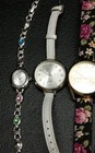 Vintage Women s Watch Large Lot Of 20 Plus Extra Pieces Need Batteries