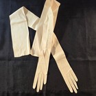 Antique Reynier French Grand Prix Paris 1900 White Kid Leather Opera Gloves 32 