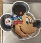 Wilton Disney Mickey Mouse Club Face Birthday Cake Pan Insert  2105-7070 Minnie