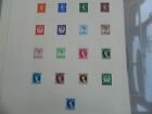 Gb Qeii 1952 - 1963 Mint   Used Stamps Collection On Leaves