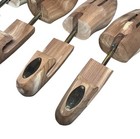 Two  2  Pairs Xl 13 5    Men   s Allen Edmonds Shoe Tree Stretchers Cedar Vented