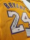 Kobe Bryant Signed Psa La Los Angeles Lakers Yellow  24 Autograph Jersey