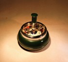 Vintage Roulette Wheel Ashtray 1960 s Push Top Down   Ball Spins