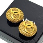 Chanel Round Earrings Coco Mark Cc Logo Gold Matelasse Clip-on Authentic Japan