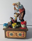 Rare Disney Pinocchio   Geppetto Music Box  Plays I ve Got No Strings Wdw Exc