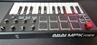 Akai Mpk25 25-key Midi Keyboard Controller Pads Knobs Faders - Tested Working