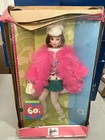 Groovy 60 s Barbie Doll Great Fashions Of 20th Century 2000 Mattel 27676 Read