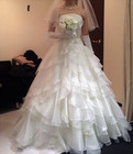 Elegant Wedding Dresses Strapless Ruffles A Line Organza White Ivory Bridal Gown
