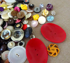Vtg 2 Lb  Lot Assorted Sewing Buttons  Bakelite  Metal  Mop  Mixed Sizes colors