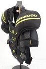 Sherwood Rekker Swd Lite Hockey Shoulder Pads Senior Size Medium  0605-808 