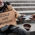 50 Pack Of Emergency Blankets - Bulk Heat Reflective Blankets For Winter Surviva