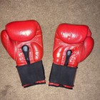 Title Classic Boxing Gloves Red 18 Oz