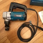 Makita Jn3200 Sheet Metal Nibbler Kit 10 Guage 3 2mm  Lightly  Used
