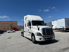 2016 Freightliner Cascadia 1  Owner 505 Horsepower 13 Speed  3 31 Final Ratio