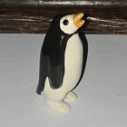 Hagen Renaker Mama   Baby Penguin Porcelain Glossy Retired Small Figurines