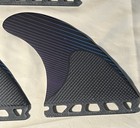 Futures Mayhem Medium Thruster Fin Set  Purple  Blue Great Condition Look Unused