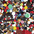 Mixed Button Lot Estate Vintage Modern 5   Pounds Lbs Metal Bakelite Plastic