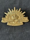 Great   Ww2 Australian Commonwealth Military Forces Brass Metal Badge