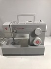 Singer 4411 Heavy Duty Sewing Machine Includes Pedal   Original Bob  Quikship