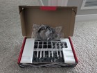 Akai Professional Mpk Mini Mk3 Keyboard Controller Black  White