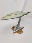 Star Trek U s s  Voyager Ncc-74656 Playmates 1995 Collector s Edition With Stand