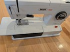 Pfaff 1222e Sewing Machine W  Idt Walking Foot   Original Pedal Clean  Working