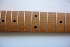 1-piece Stratocaster  s s  Frets vintage Style round fit Warmoth  Fender Strat