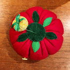 Vintage Handmade Very Large Ooak Tomato Felt Pin Cushion W bee 7 5  X 2 5 