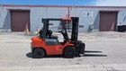 Toyota 7fgu32 Lpg Forklift With 6 500lb Cap  Rotator And Fork Positioner 