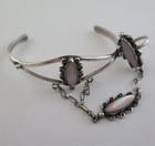 Attractive  Sterling Silver Slave Bracelet With Shell Ring Size 5 25