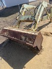 Ford 3500 Tractor Loader