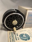 Vintage    new Unused    Pflueger Medalist 1495 1 2 Fly Reel With Box  instructions 