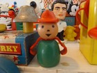 Vintage Fisher Price Wwooden Ladder Fire Truck Snorky  168 Nice      
