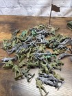 Vintage Louis Marx 1963 Plastic Army Men Soldiers Lot W  Accessories German