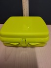 Tupperware Neon Green 2 Inch Sandwich Keeper Great Condition