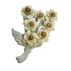Vintage Pair Of Plastic Flower Brooches With Floral Bouquet   Rose Design  5771 