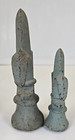Vintage Set Of 2 Cast Iron 7    5  Fleur De Lis Finial Fence Post Toppers  Green